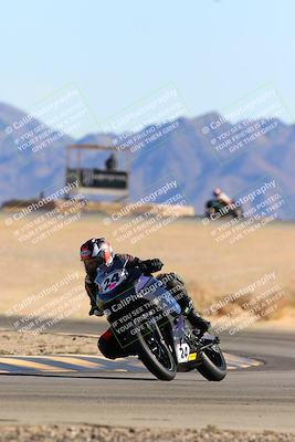 media/Jan-08-2022-SoCal Trackdays (Sat) [[1ec2777125]]/Turn 4 (1145am)/